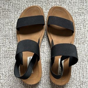 Steve Madden Black Flat Sandals